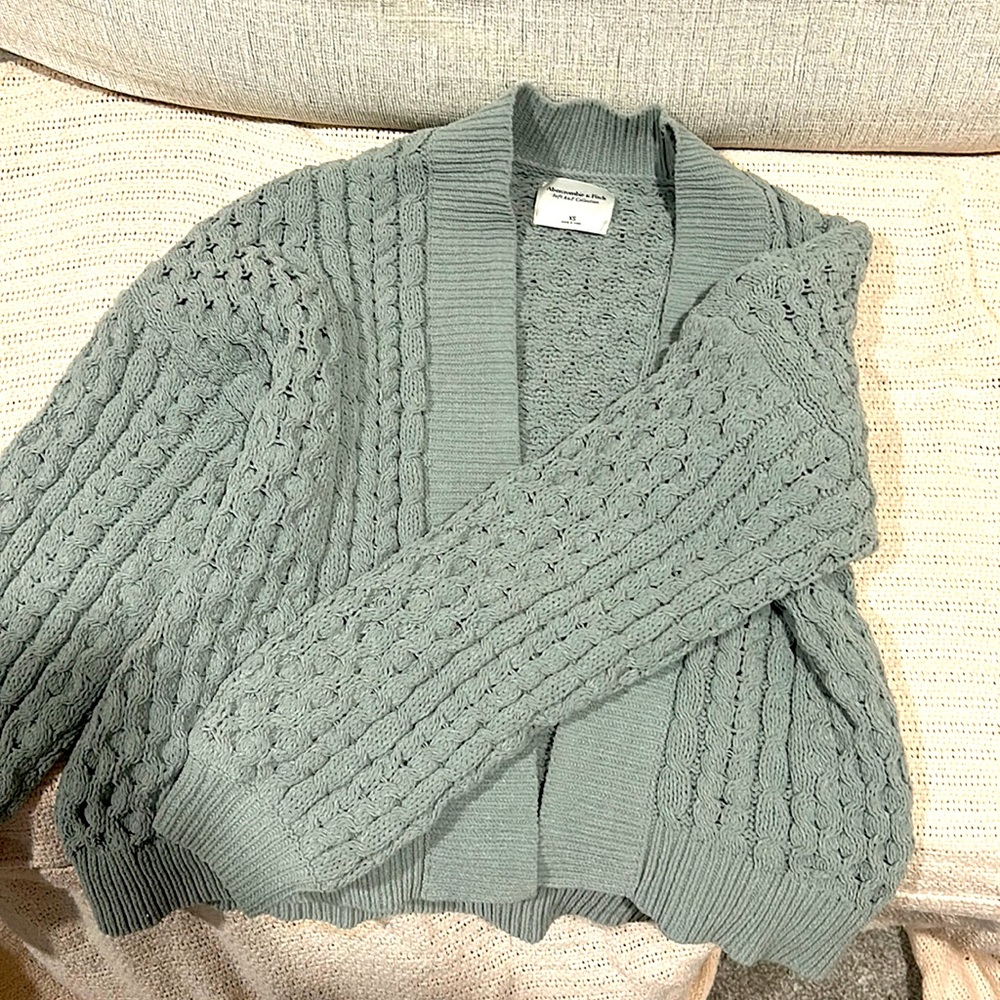 Very soft and comfortable cardigan